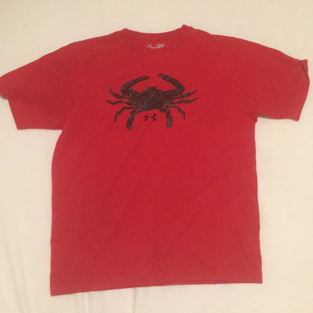 Under Armour youth crab shirt
